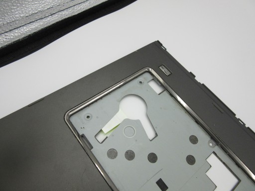 Верхняя часть упора для рук Dell Vostro 3560