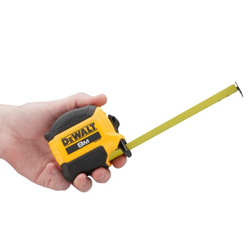 DEWALT Рулетка рулонная 8М 28мм Компактная рулетка