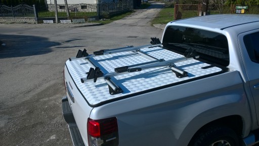 Toyota Tundra — надстройка: крышка грузового отсека