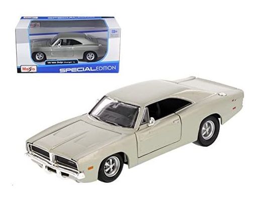 Maisto 31256 1/25 Dodge Charger R/T 1969 Серебристый