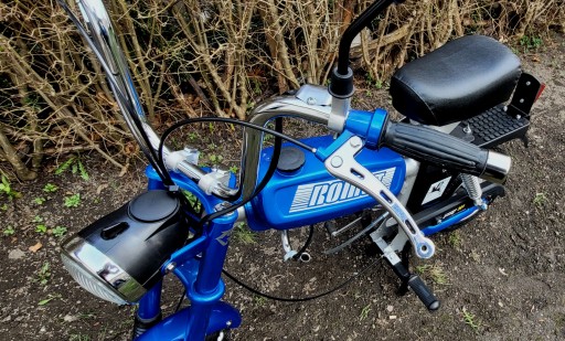 motorynka blotnik uchwyty srubki nierdzewne komple