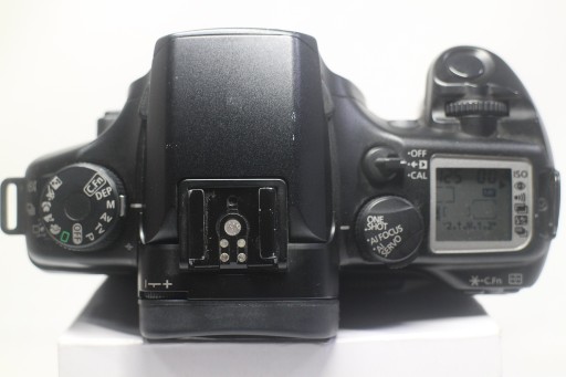 Пленочная зеркальная камера Canon EOS 7 Eye Control EF 28–105 мм F3,5–4,5 USM с зум-объективом