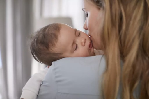 AVENT 100 ШТ. ПРОКЛАДКИ ДЛЯ КОРМЛЕНИЯ SCF254/13 УЛЬТРАТОНКИЕ САМОКЛЕЯЩИЕСЯ WHI
