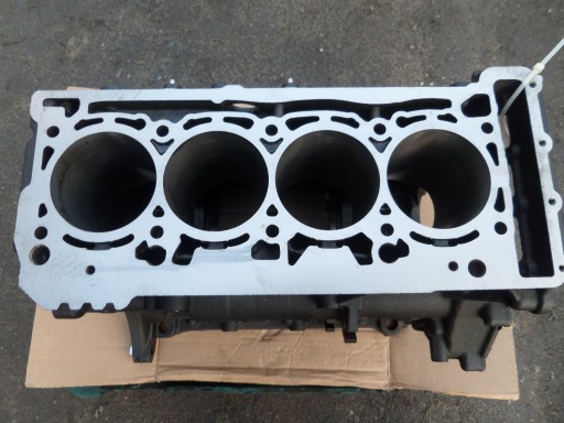 БЛОК ДВИГАТЕЛЯ VW GOLF AUDI A3 A4 A5 A6 TT 1.8 2.0 TFSI 06K103023N DKT