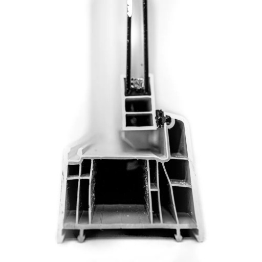 Okno PCV Inwentarskie Gospodarcze Okno na wymiar do piwnic 900X700mm Białe