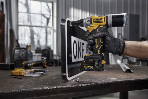 DEWALT DCF414E2GT АККУМУЛЯТОРНЫЙ ЗАКЛЕПОЧНИК БЕСЩЕТОЧНЫЙ 18 В XR 4,8 6,0 6,4 мм