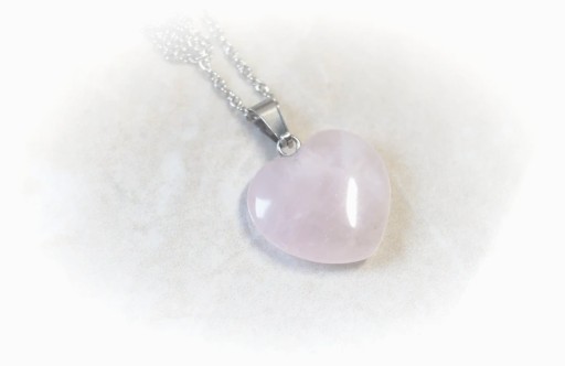 Колье HEART из розового кварца с камнем Love