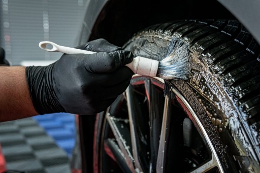 Shiny Garage Pure Black Tire Cleaner 1л - концентрат для чистки элементов