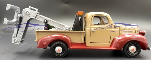 Пикап Plymouth 1941, модель 1:24 Motormax 75342