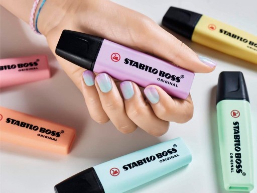 Футляр для хайлайтеров Stabilo Boss, набор из 15 цветов.