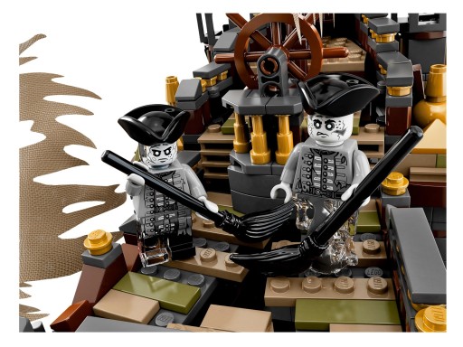 LEGO Pirates 71042 «Безмолвная Мэри»