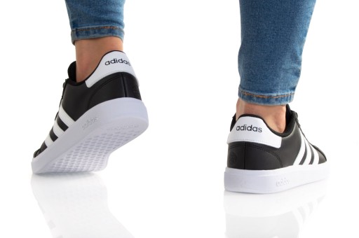 37 1/3 ЖЕНСКАЯ СПОРТИВНАЯ ОБУВЬ ADIDAS COURT GW6503