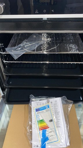 Electrolux LKI66851NW индукционная плита 60 см Белый пиролиз