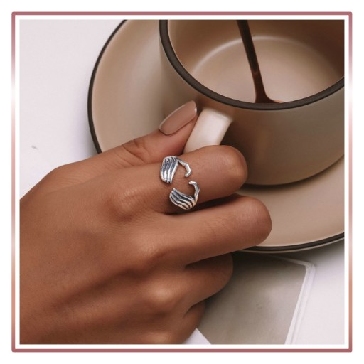 Серебряное открытое кольцо РУКИ РЕГИВЕРА S925