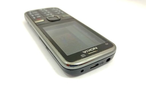 Мобильный телефон Nokia C5 256 МБ / 512 МБ 3G, черный