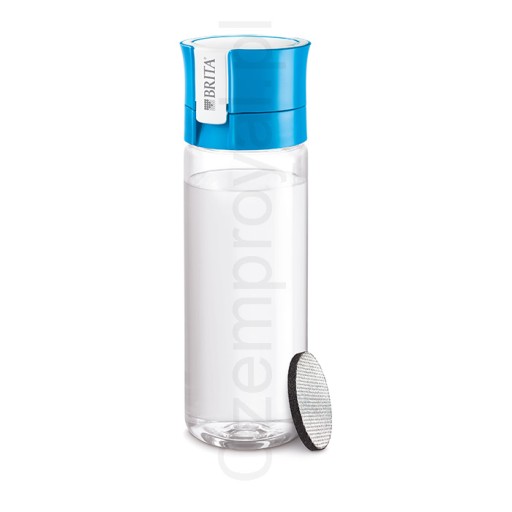 Синяя бутылка для воды Brita Vital 0,6 для футбольных тренировок