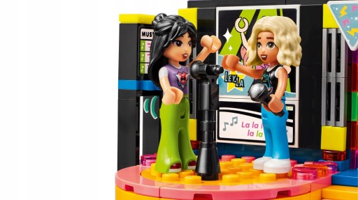 КАРАОКЕ-ВЕЧЕРИНКА LEGO FRIENDS, ВРАЩАЮЩАЯСЯ СЦЕНА ПОЮ, ШАРЫ И ХИТ ГЕККОНОВ