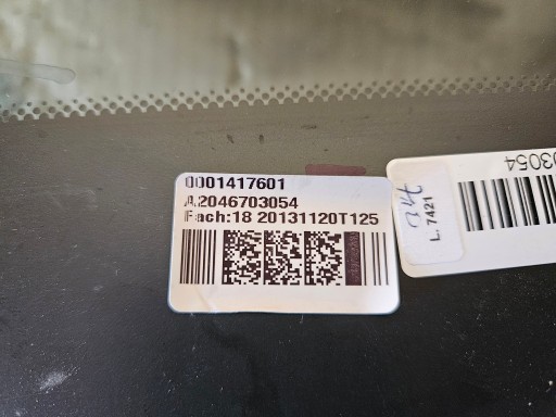 Szyba tył tylna prawa karoseryjna MERCEDES GLK