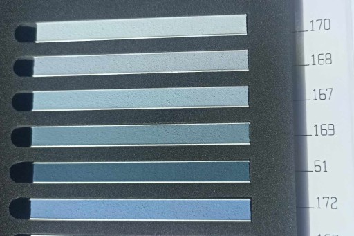Цементный раствор MAPEI Ultracolor Plus 2 кг - цвет 167 авио синий