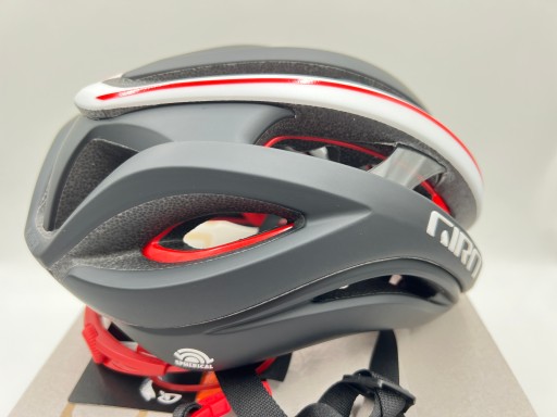 Дорожный шлем Giro Aether SP MIPS M (55-59) 1 499 зл.