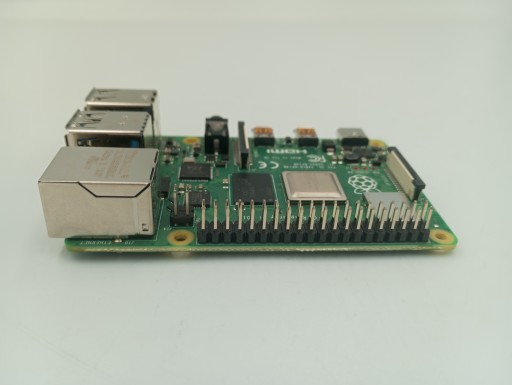 Микрокомпьютер Botland Raspberry Pi 4 Model B