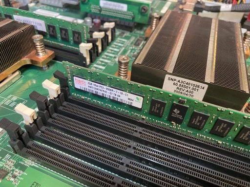 Сервер Fujitsu Primergy RX200 S5