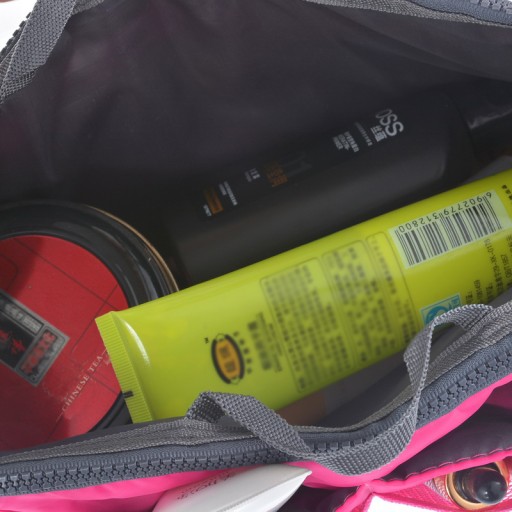 МАЛЕНЬКАЯ КОСМЕТИЧКА ДЛЯ САМОЛЕТА HANDY TRAVEL COSMETIC BOX
