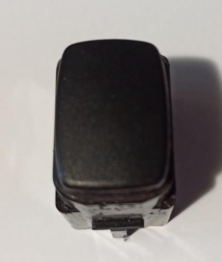 КРЫШКА ПАНЕЛИ КОНДИЦИОНЕРА VOLVO 8691511