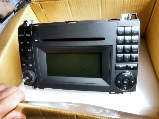 MERCEDES VITO VIANO W639 RADIO 6 CD MP3 BLUETOOTH