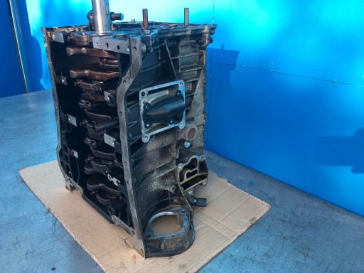 MERCEDES W203 W211 1,8 K BLOK DÓŁ SILNIKA WAŁ M271