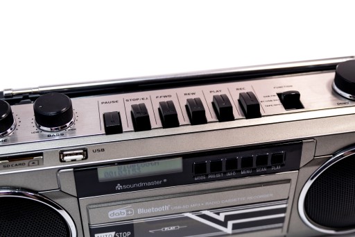 РАДИОРЕГИСТРАТОР С МИКРОФОНОМ DAB+ USB BT СИГНАЛИЗАЦИЯ SOUNDMASTER SRR70TI