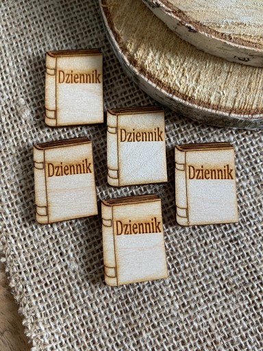 Dziennik dekor scrapek skrapki dekoracja do ramki rękodzieło drewno 5 szt.