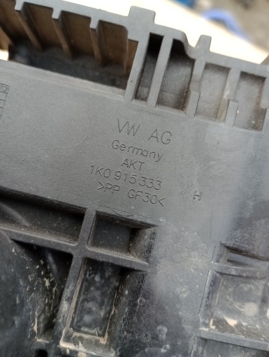 Основание АКБ VW Audi Skoda Seat 1K0915333