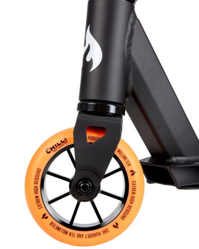 СКУТЕР CHILLI PRO SCOOTER Base 3,5 кг, 82,5 см