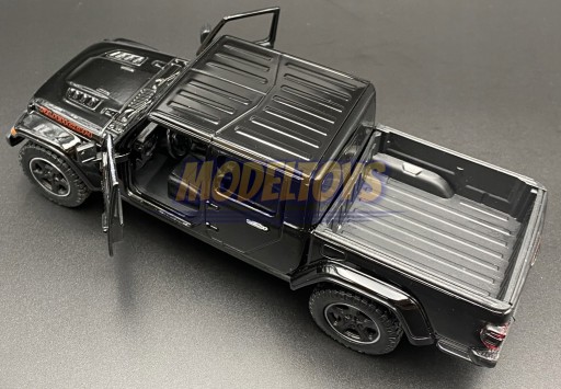 Джип GLADIATOR Рубикон 2021 1:27 Motormax 79368