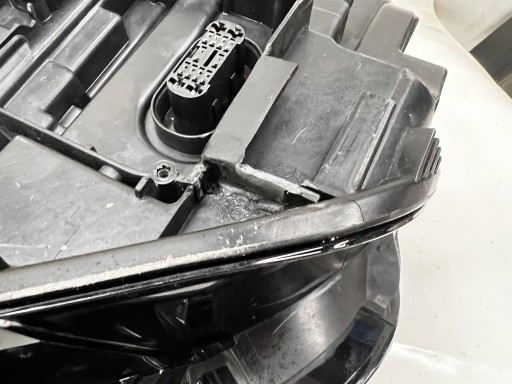 AUDI Q5 ФОНАРЬ СВЕТОДИОДНЫЙ ПРАВЫЙ 80A941034