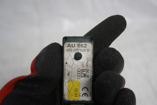 АНТЕННЫЙ УСИЛИТЕЛЬ 4B9035225B AUDI A6 C5