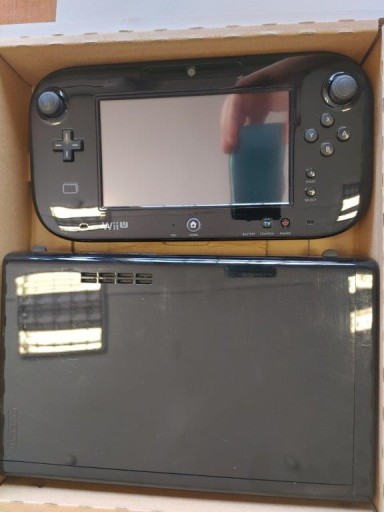 NINTENDO WII U 32 ГБ + ГЕЙМПАД + ИГРА MARIO MAKER + AMIIBO MARIO — LIMITED ED