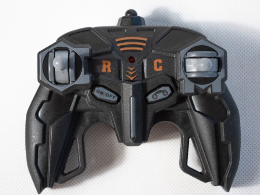 RC АВТОМОБИЛЬ ВНЕДОРОЖНИК TWISTER 360* СВЕТОДИОДНЫЙ ЗВУК ДИСТАНЦИОННОЕ УПРАВЛЕНИЕ ДИСТАНЦИОННЫМ УПРАВЛЕНИЕМ