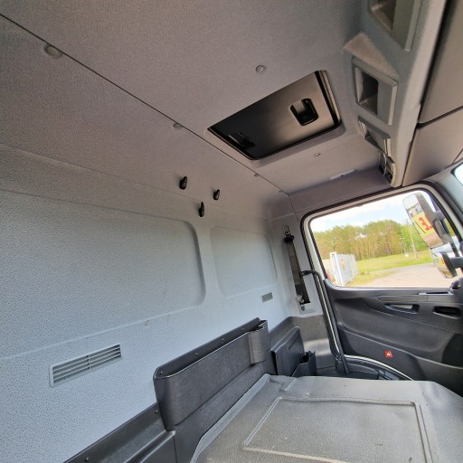 MERCEDES ATEGO, кабина с каркасом, высокий туннель