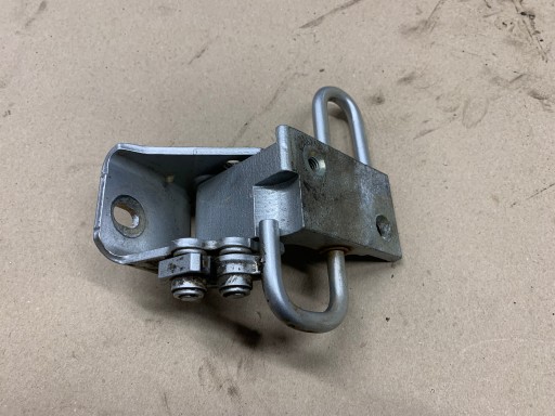 VW TOURAN И ПЕТЛЯ ДВЕРИ ЛЕВАЯ ЗАДНЯЯ 1T0833411A
