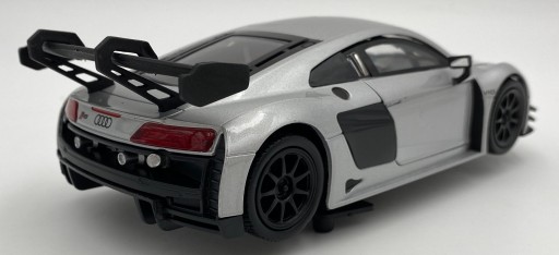 Audi R8 LMS GT3 серебристый 1:24 Motormax 79380