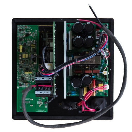 TAGA HARMONY THUNDER SW-15D АКТИВНЫЙ САБВУФЕР 15 ДЮЙМОВ, 650 ВТ ДЛЯ КИНО ЧЕРНОГО