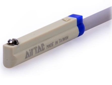 Czujnik położenia tłoka AIRTAC DMSH-PM08 PNP 0,5m ZŁĄCZE M8
