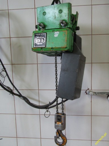 STAHL ELEKTROWCIĄG 250kg 450cm 2 biegi WCIĄGNIK ŁAŃCUCHOWY WCIĄGARKA 2,5T