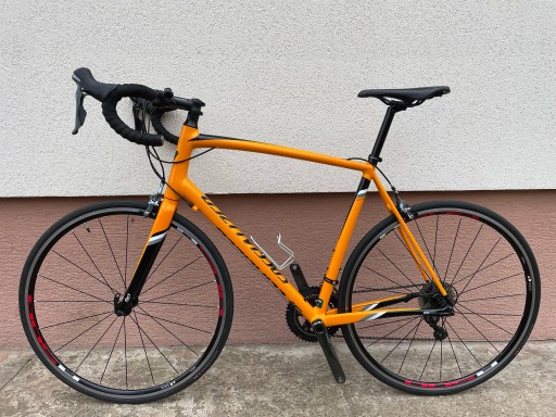 Специализированный шоссейный велосипед Allez, Shimano Tiagra.