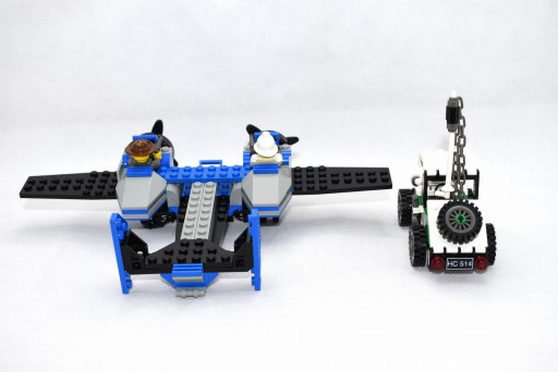 LEGO 5987 Дино-исследовательский комплекс «Искатели приключений» Дино