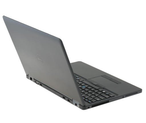 Ноутбук Dell 15,6 i5 16 ГБ 240 SSD GeForce числовой