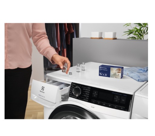 Стиральная машина Electrolux EW9W161BC PerfectCare 900 10/6кг
