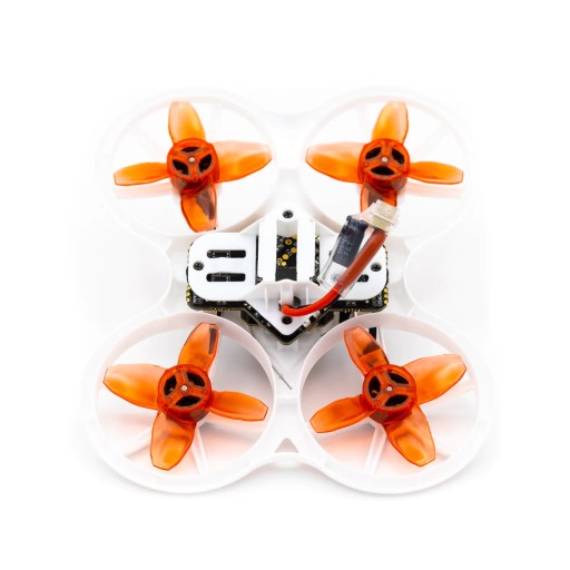 FPV-дрон Emax EZ Pilot Pro готов к полету с контроллером и очками